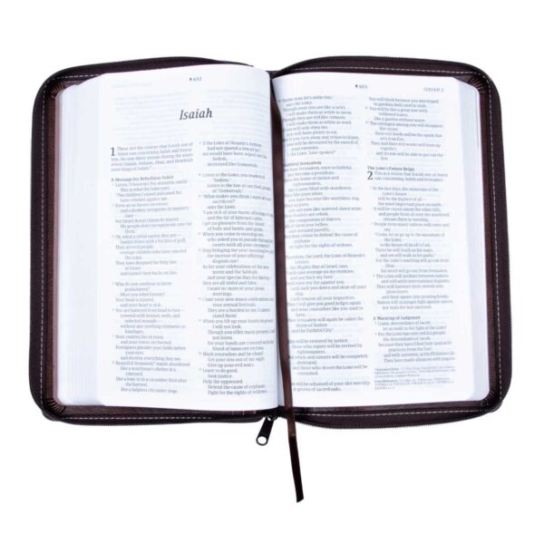 NLT Filament Thinline Reference Bible, Rustic Brown With Zip (Imitation Leather) - Image 26